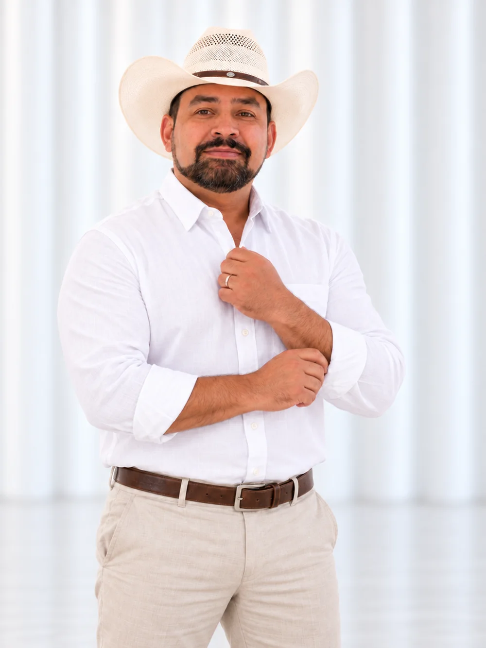 Guadalupe “Lupe” Negrete, candidato a Comisionado del Precinto 4, Condado de Maverick